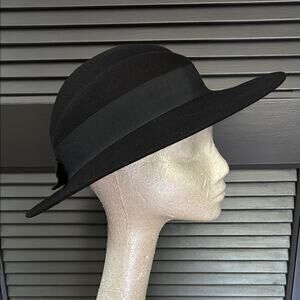 Vintage Arlin 100% Wool Black Women's Hat, Grosgrain Band & Bow, Made in the USA